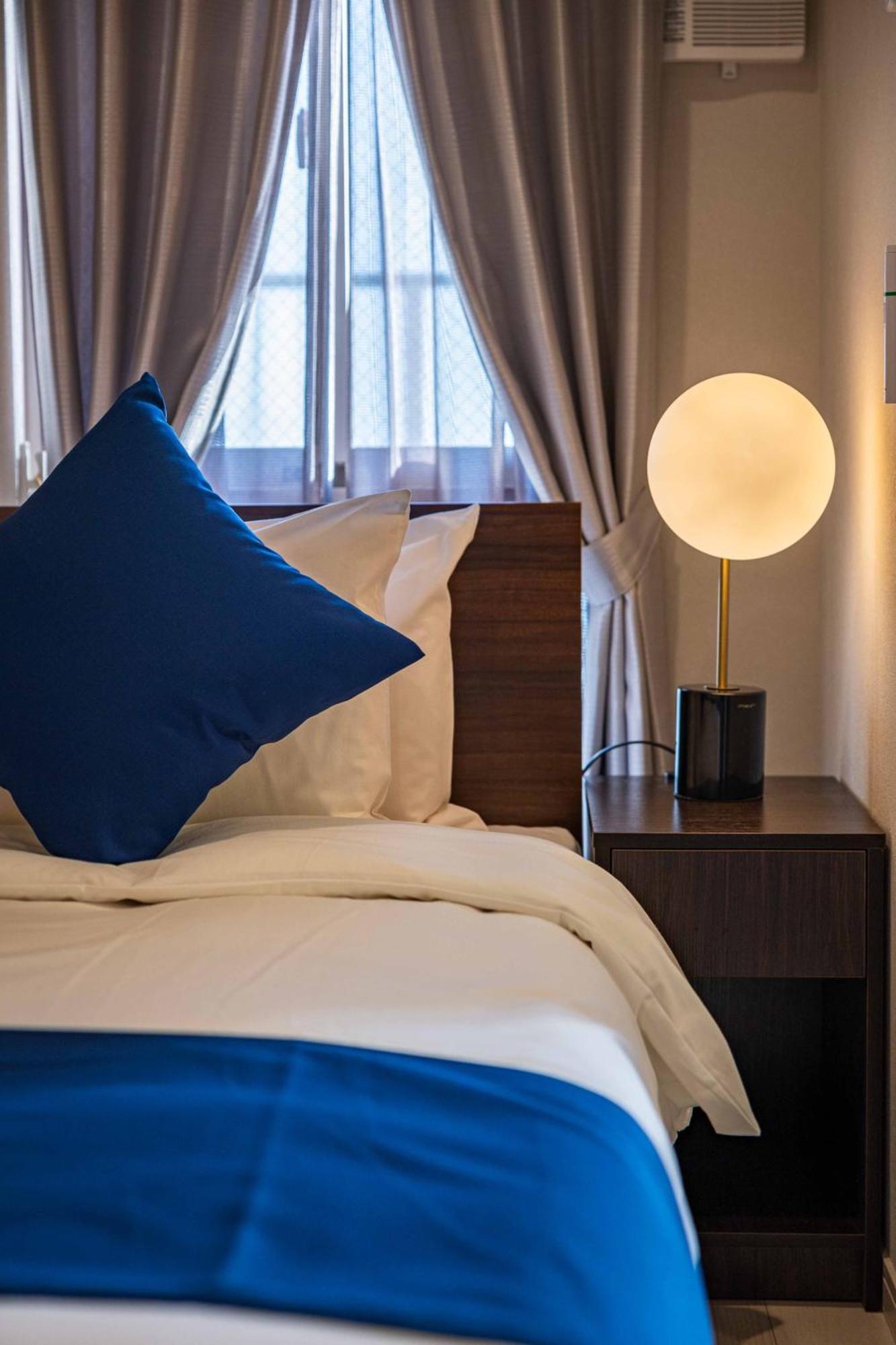 Fds Aura Apartment Осака Екстериор снимка
