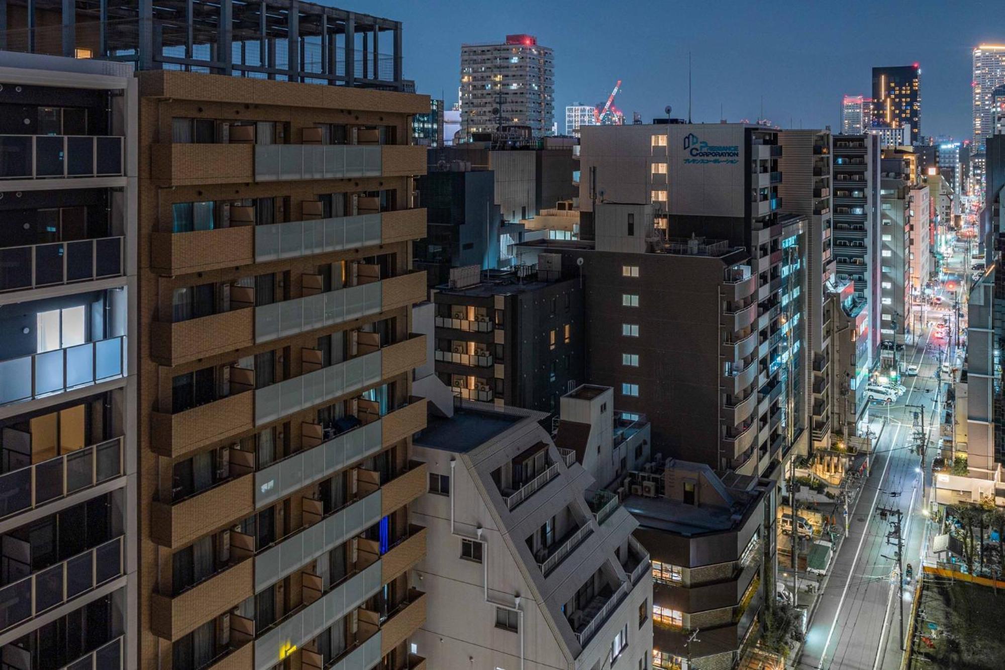 Fds Aura Apartment Осака Екстериор снимка