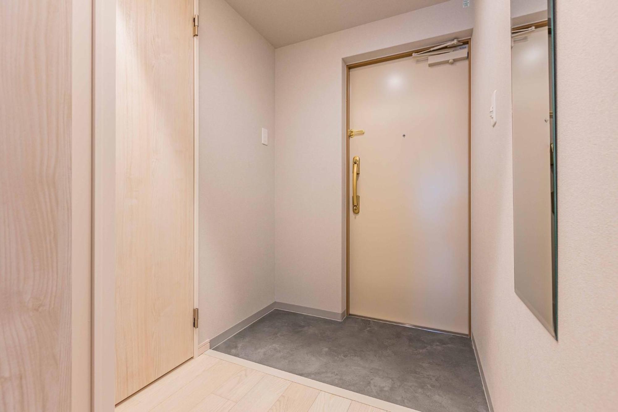Fds Aura Apartment Осака Екстериор снимка