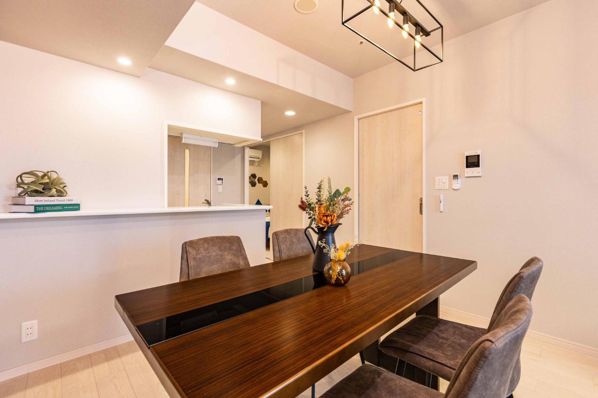 Fds Aura Apartment Осака Екстериор снимка