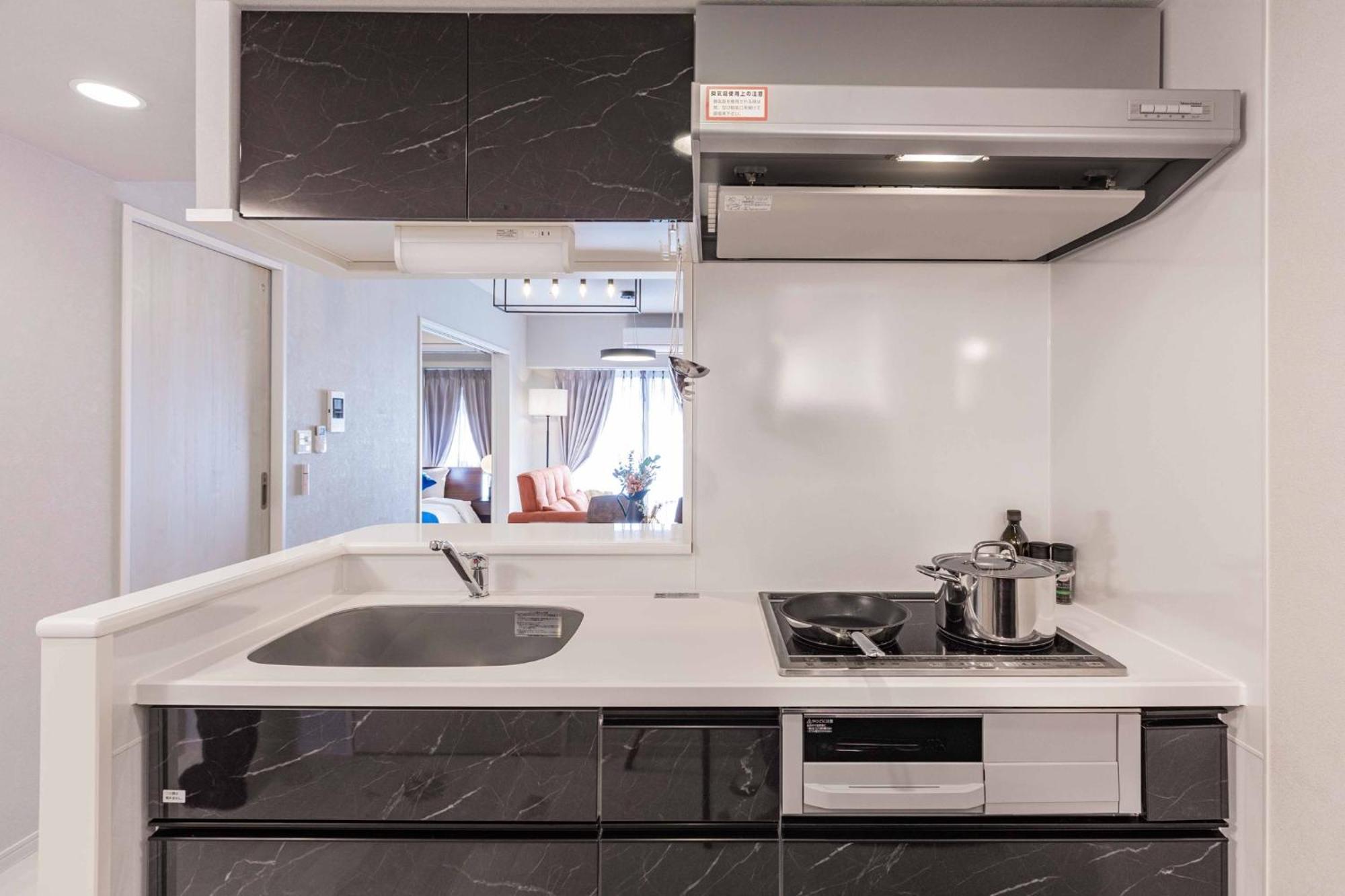 Fds Aura Apartment Осака Екстериор снимка