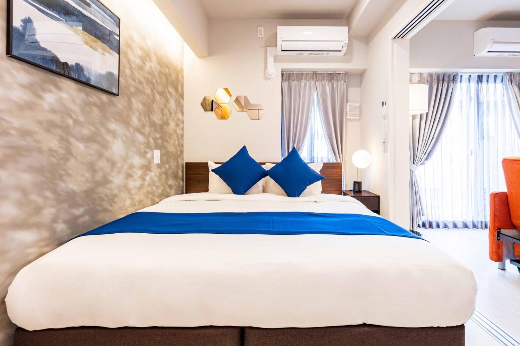 Fds Aura Apartment Осака Екстериор снимка